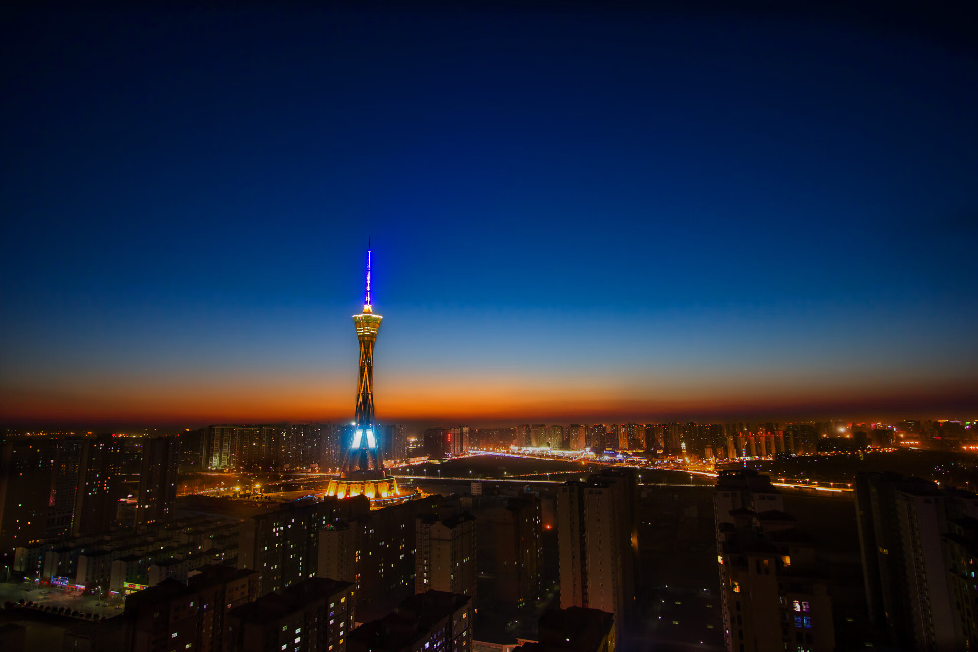 世界骑行耐力挑战赛中国参赛团结协作，骑行耐力和速度怎么训练